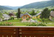 Blick vom Balkon auf Mauterndorf
